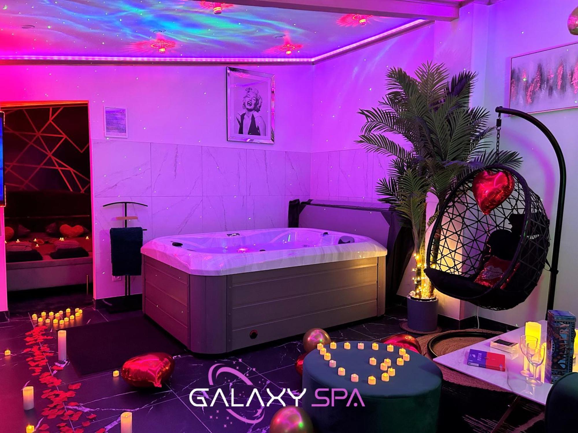 Galaxy Spa - Suite Jupiter Jacuzzi Privatif Champigneulles Екстериор снимка
