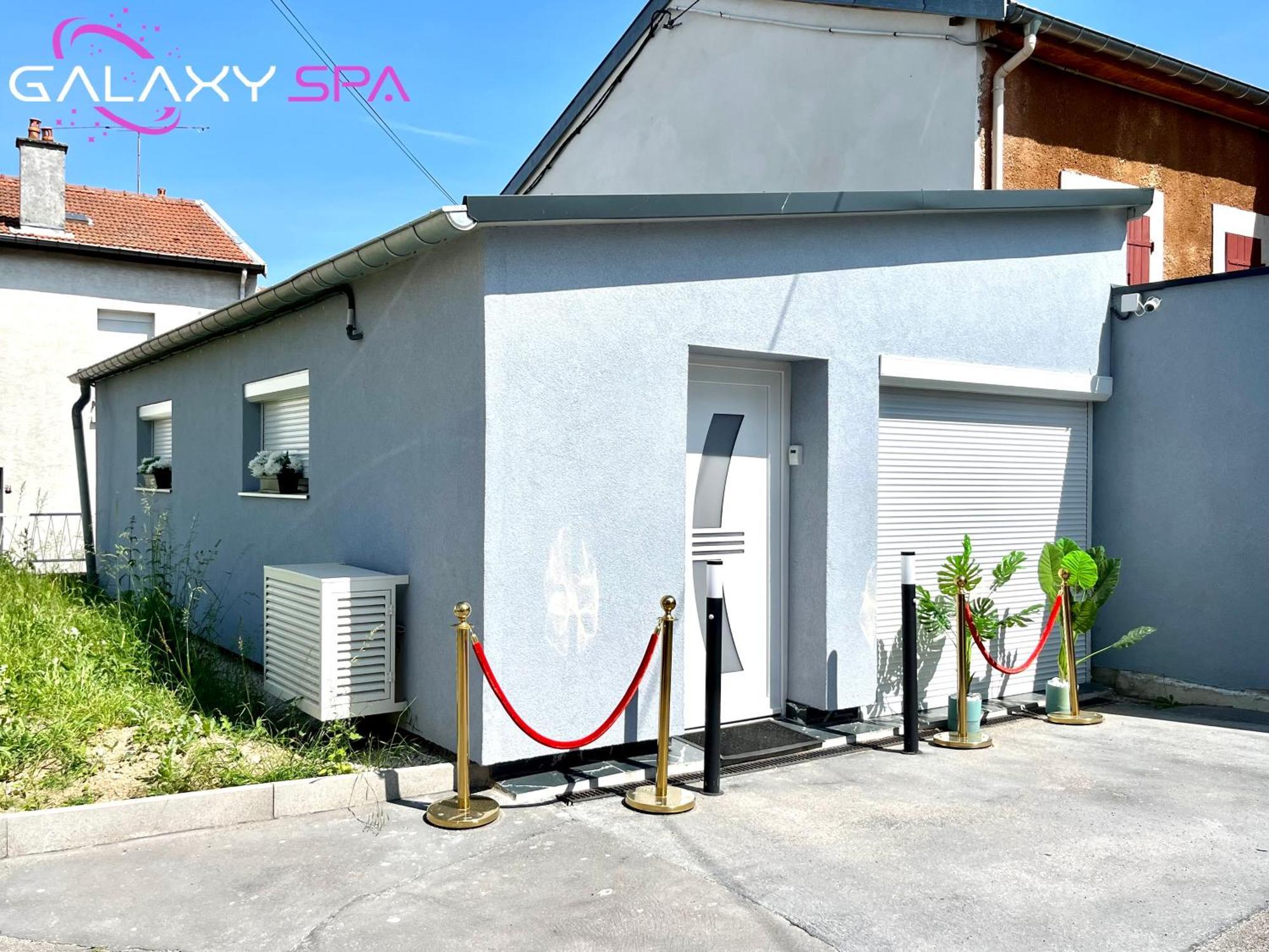 Galaxy Spa - Suite Jupiter Jacuzzi Privatif Champigneulles Екстериор снимка
